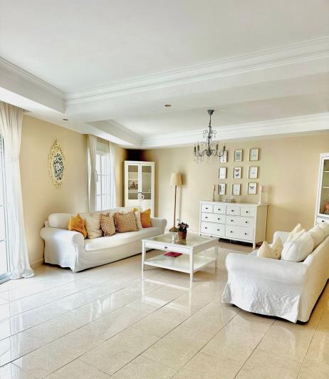 Image No.1-Villa / Détaché de 4 chambres à vendre à Ojén