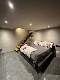 12-9d2414e6554ff283a7dbb3894364f2bd