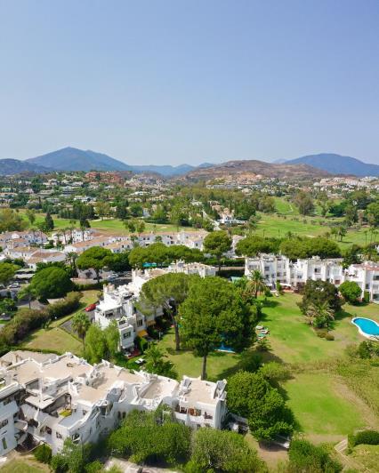 Image No.12-3 Bed Apartment for sale