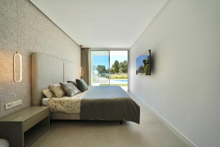 Image No.11-5 Bed Villa / Detached for sale