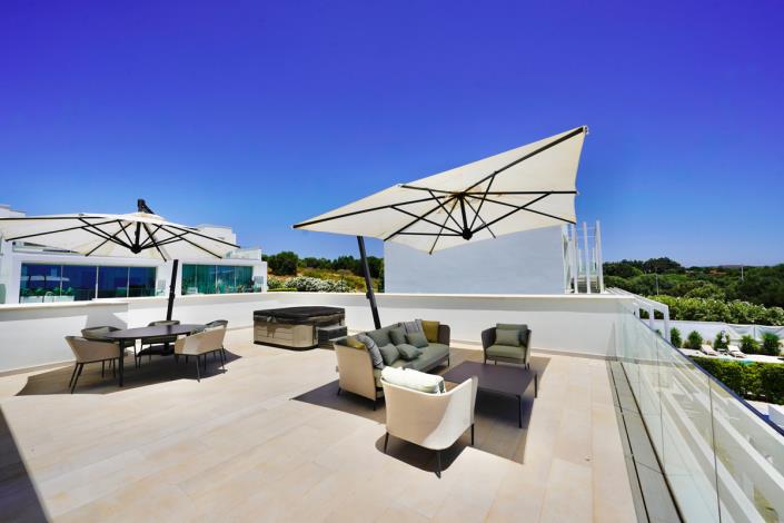 Image No.22-5 Bed Villa / Detached for sale