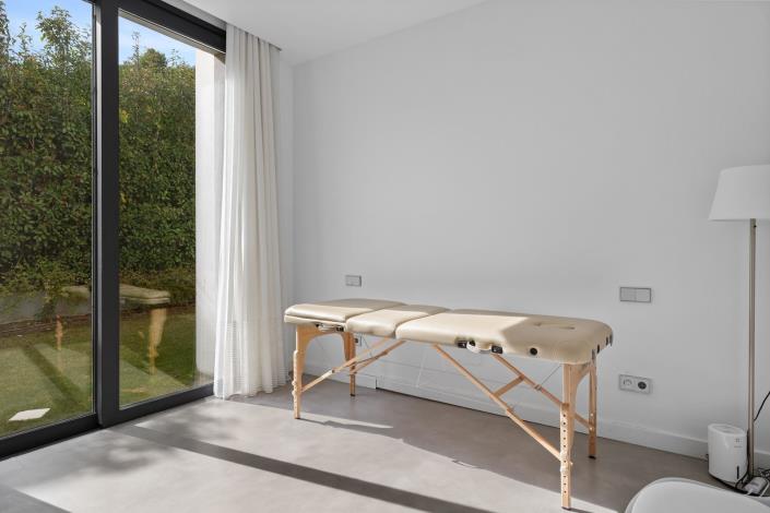 Image No.45-Villa / Détaché de 6 chambres à vendre à Guadalmina Baja