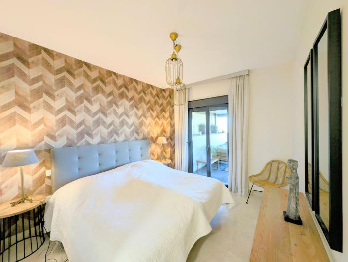 Image No.11-2 Bed Apartment for sale