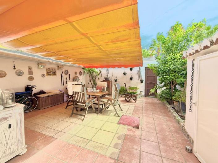 Image No.1-2 Bed Townhouse for sale