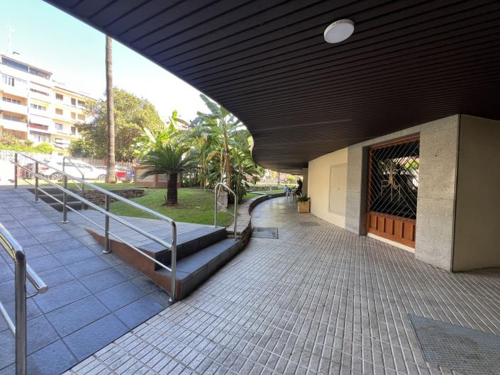 Image No.35-3 Bed Apartment for sale