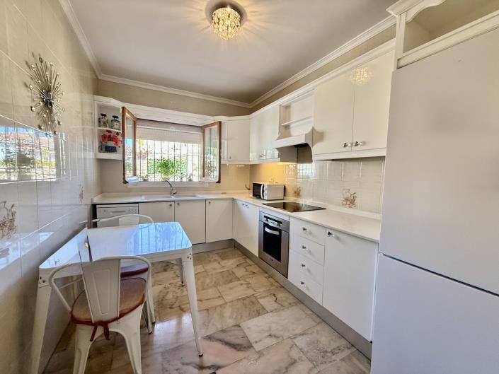 Image No.17-3 Bed Villa / Detached for sale