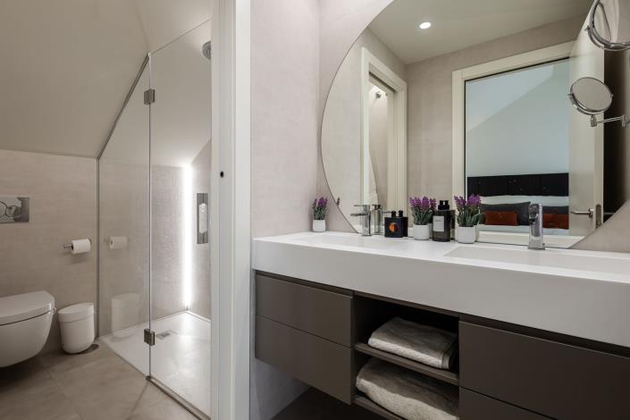 Image No.17-4 Bed Duplex for sale