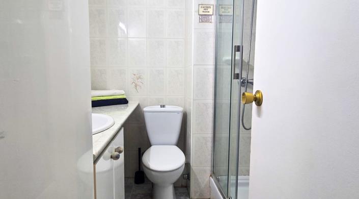 Image No.11-Studio for sale