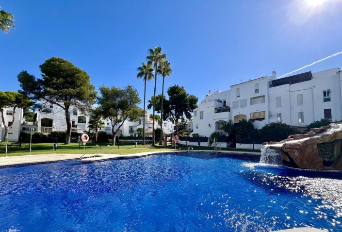 Image No.1-3 Bed Apartment for sale