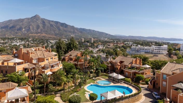 Image No.27-2 Bed Apartment for sale