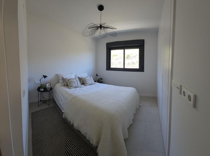 Image No.22-2 Bed Apartment for sale