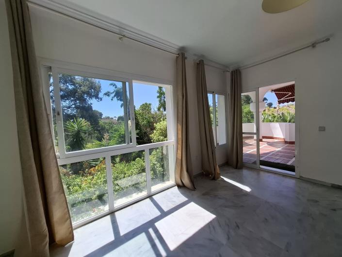 Image No.7-3 Bed Apartment for sale