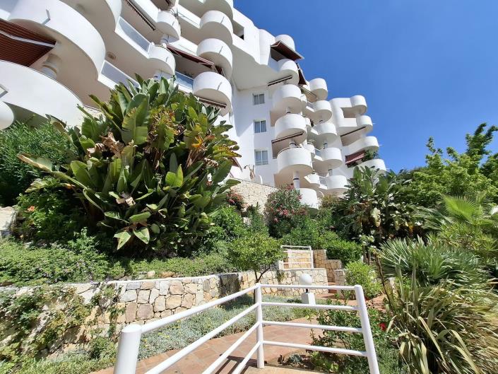 Image No.15-3 Bed Apartment for sale