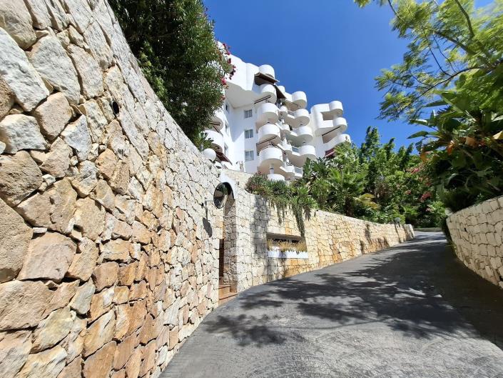 Image No.39-3 Bed Apartment for sale