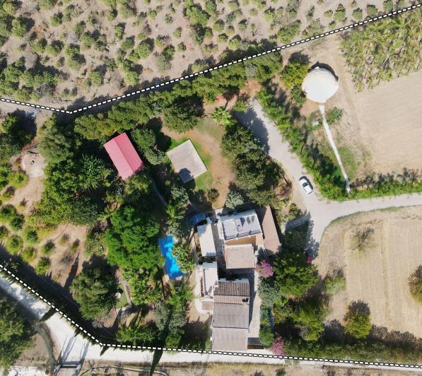 Image No.2-Villa / Détaché de 8 chambres à vendre à Coin