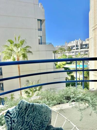 Image No.20-2 Bed Apartment for sale