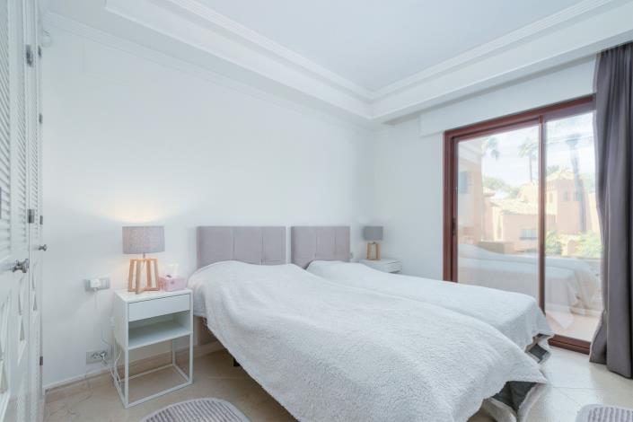 Image No.14-3 Bed Apartment for sale