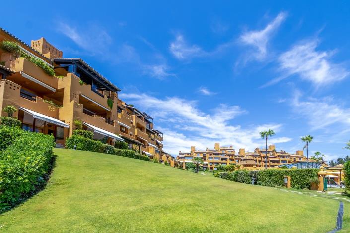 Image No.28-3 Bed Apartment for sale