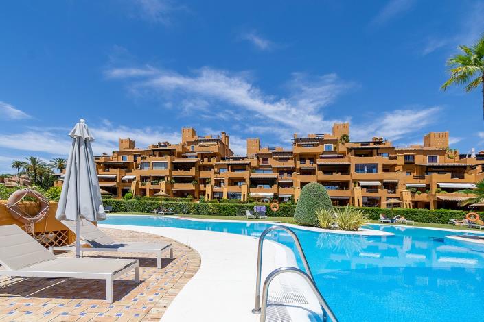 Image No.36-3 Bed Apartment for sale