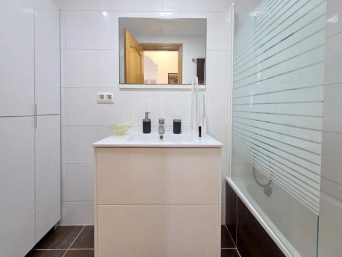 Image No.10-2 Bed Apartment for sale