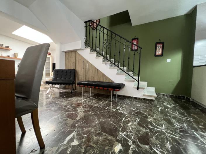 Image No.11-3 Bed Townhouse for sale