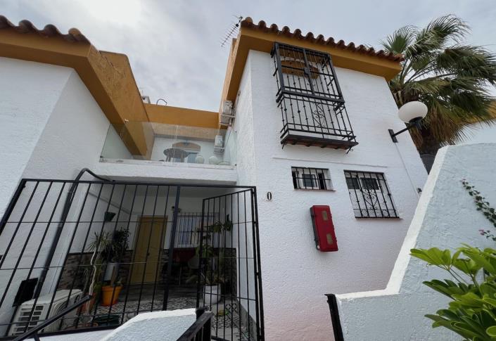 Image No.22-3 Bed Townhouse for sale