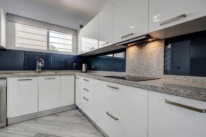 Image No.16-Jumelé de 4 chambres à vendre à Atalaya