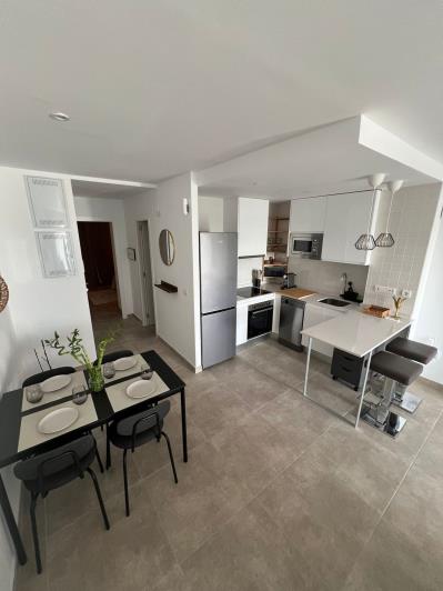 Image No.8-2 Bed Apartment for sale