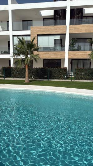 Image No.22-2 Bed Apartment for sale