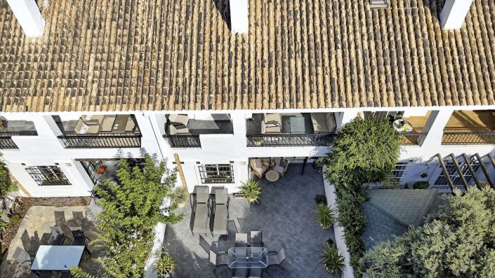 Image No.43-6 Bed Townhouse for sale