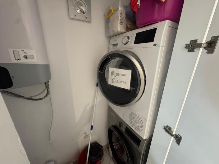 Image No.5-Appartement de 2 chambres à vendre à Estepona