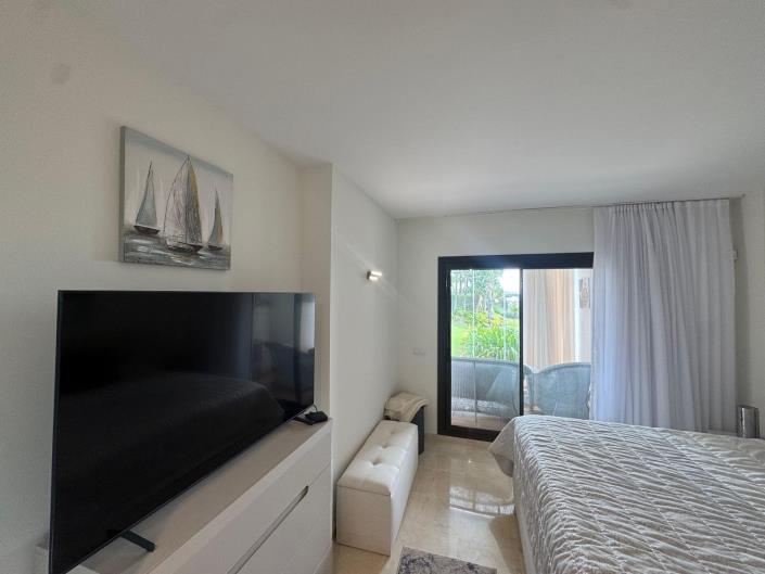 Image No.6-Appartement de 2 chambres à vendre à Estepona