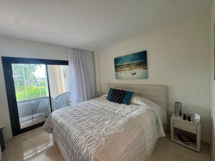 Image No.7-Appartement de 2 chambres à vendre à Estepona