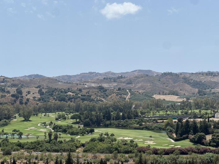 Image No.18-2 Bed Apartment for sale