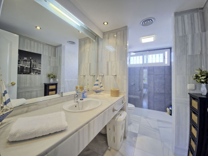 Image No.22-Maison de ville de 6 chambres à vendre à Nueva Andalucia