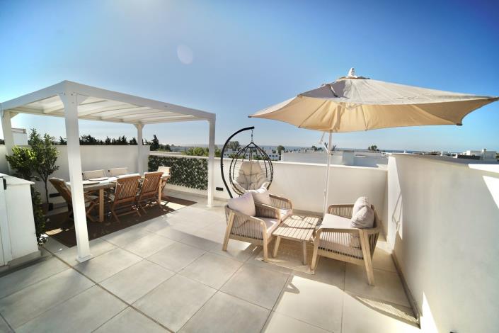 Image No.11-3 Bed Townhouse for sale