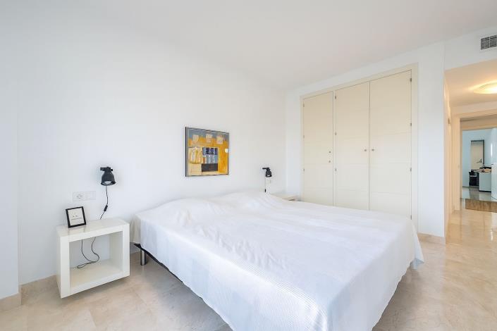 Image No.22-3 Bed Apartment for sale