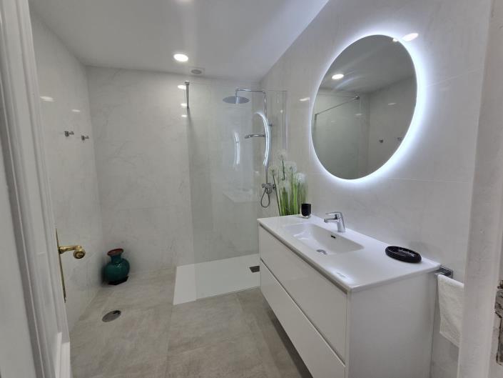 Image No.5-Maison de ville de 3 chambres à vendre à Estepona