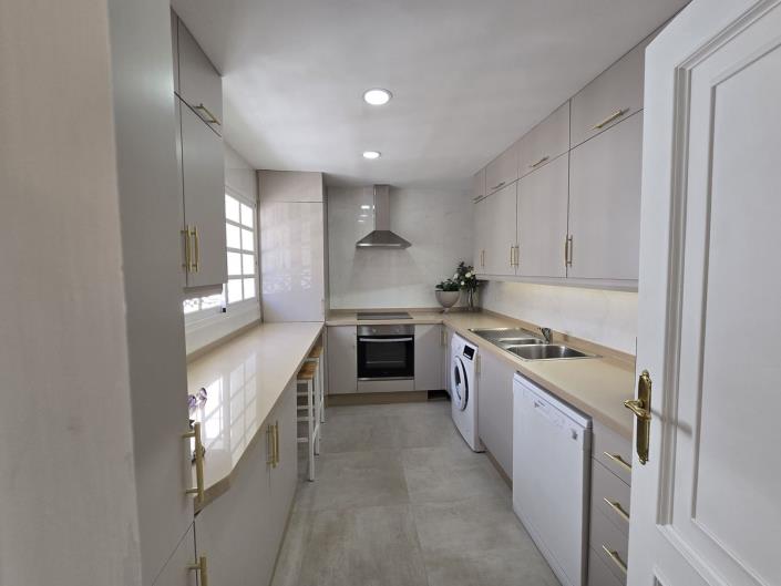 Image No.6-Maison de ville de 3 chambres à vendre à Estepona