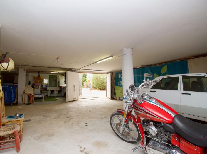 Image No.36-4 Bed Villa / Detached for sale