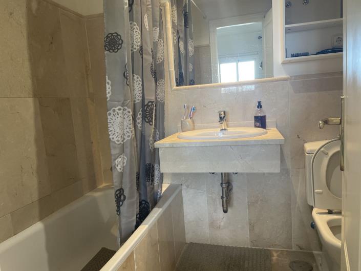 Image No.18-3 Bed Apartment for sale