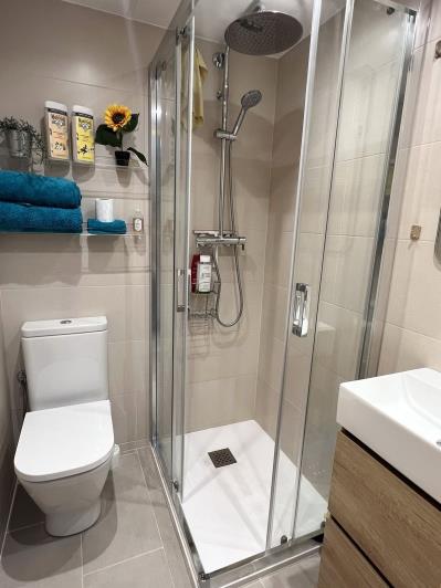 Image No.21-2 Bed Apartment for sale