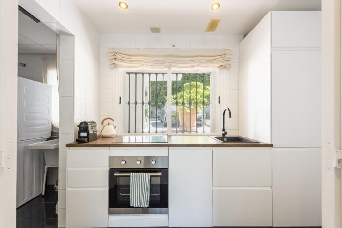 Image No.8-2 Bed Apartment for sale