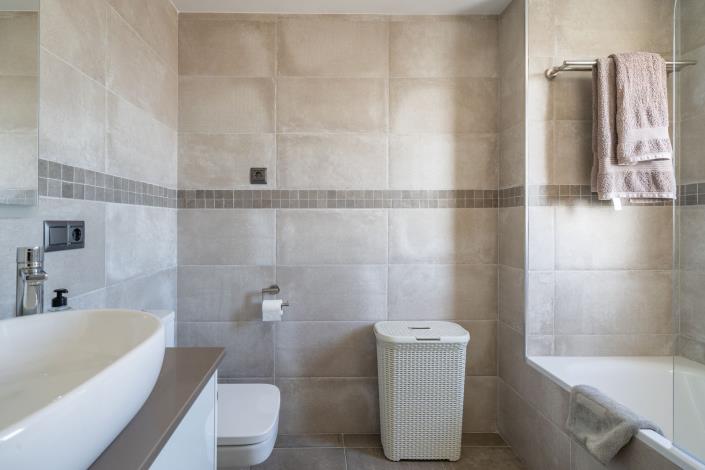 Image No.11-2 Bed Duplex for sale