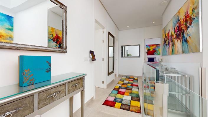 Image No.40-5 Bed Villa / Detached for sale