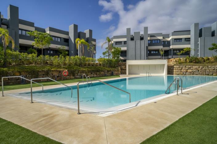 Image No.12-3 Bed Apartment for sale