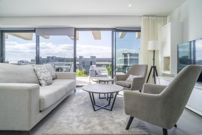 Image No.21-3 Bed Apartment for sale