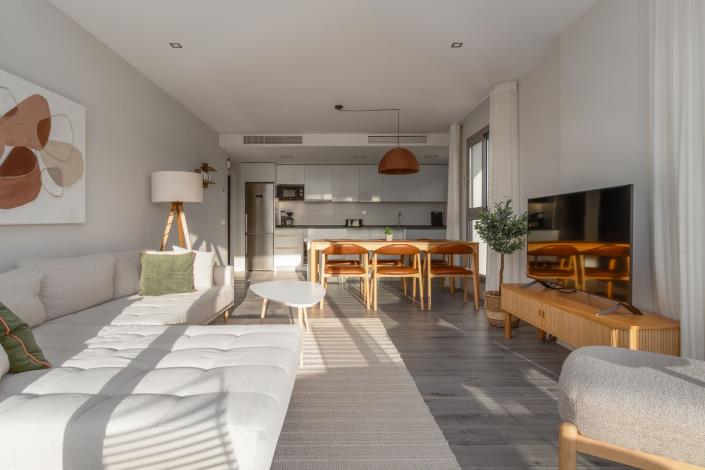 Image No.9-3 Bed Apartment for sale