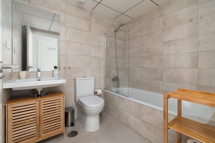 Image No.19-3 Bed Apartment for sale