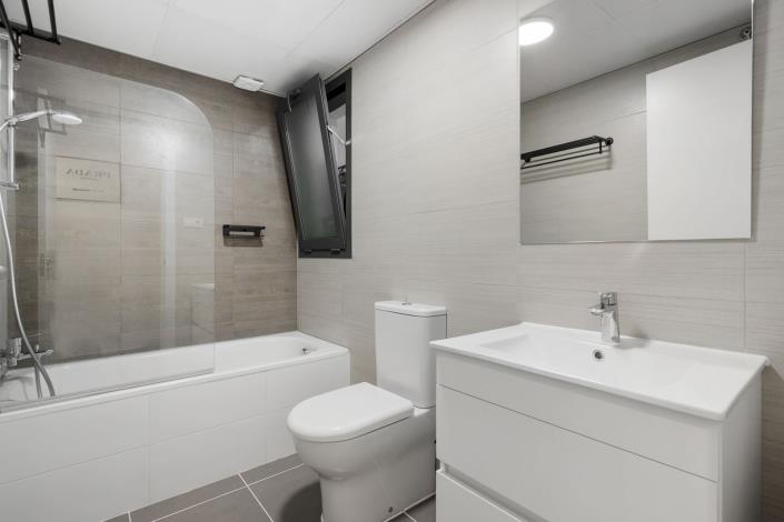 Image No.22-2 Bed Apartment for sale